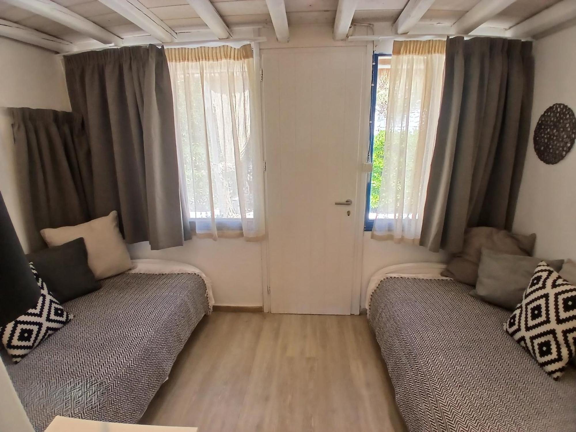 Sea Side Studios & Houses カロ・リヴァディ 部屋 写真